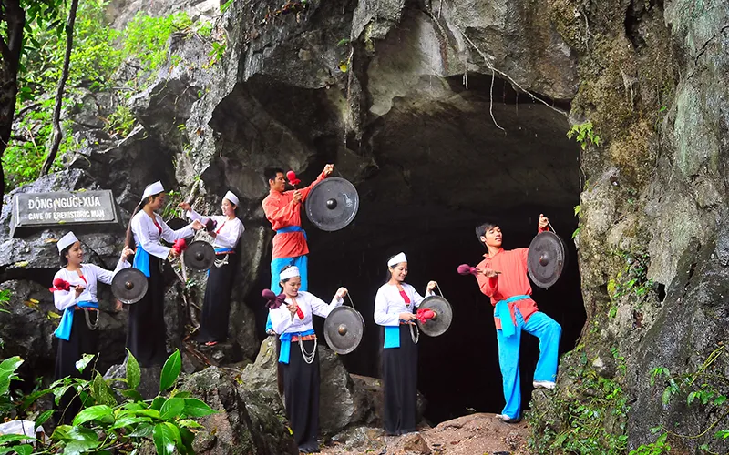 Traditional folk art performance in Cuc Phuong