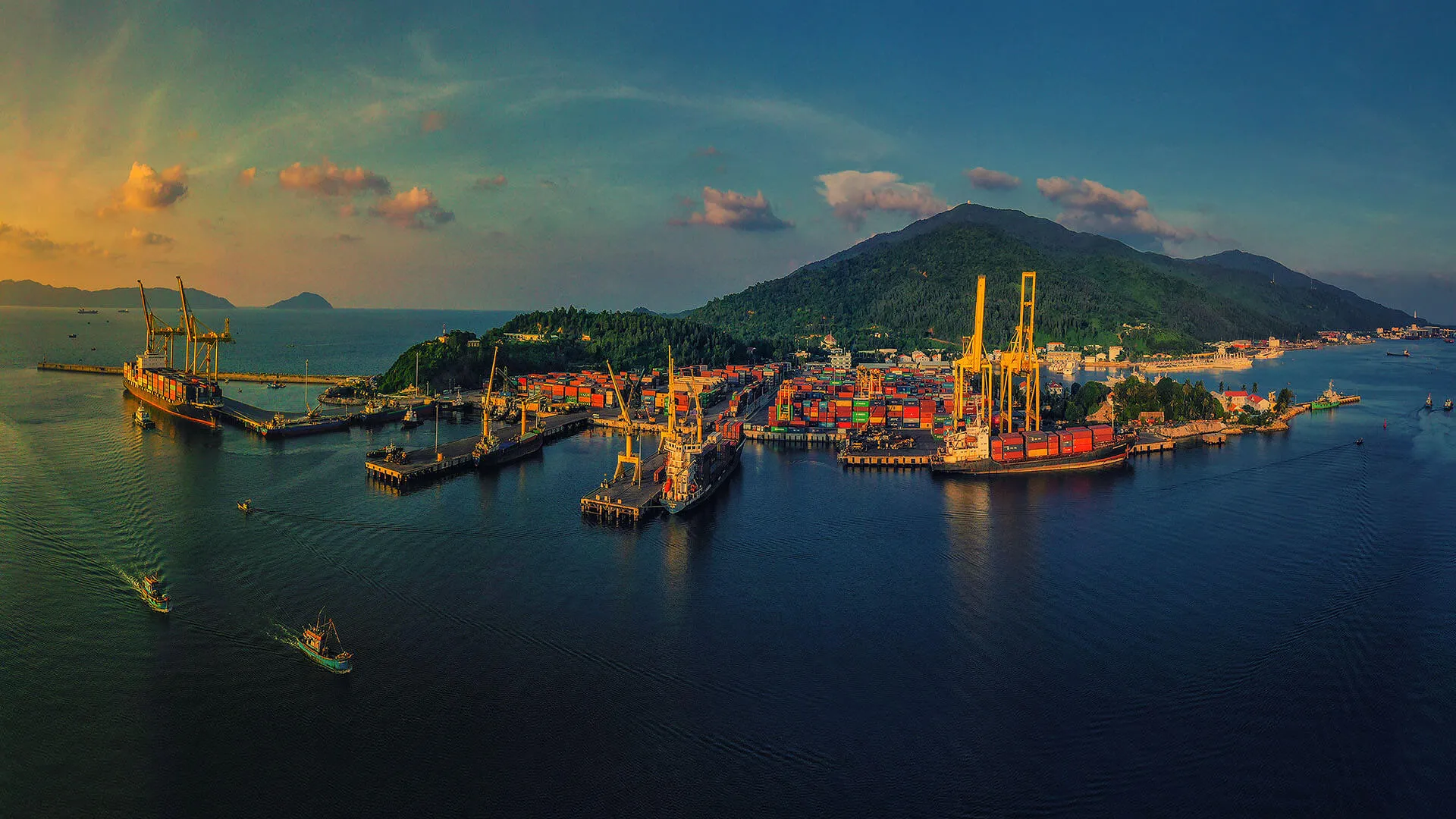 Tien Sa Port view from Son Tra Peninsula