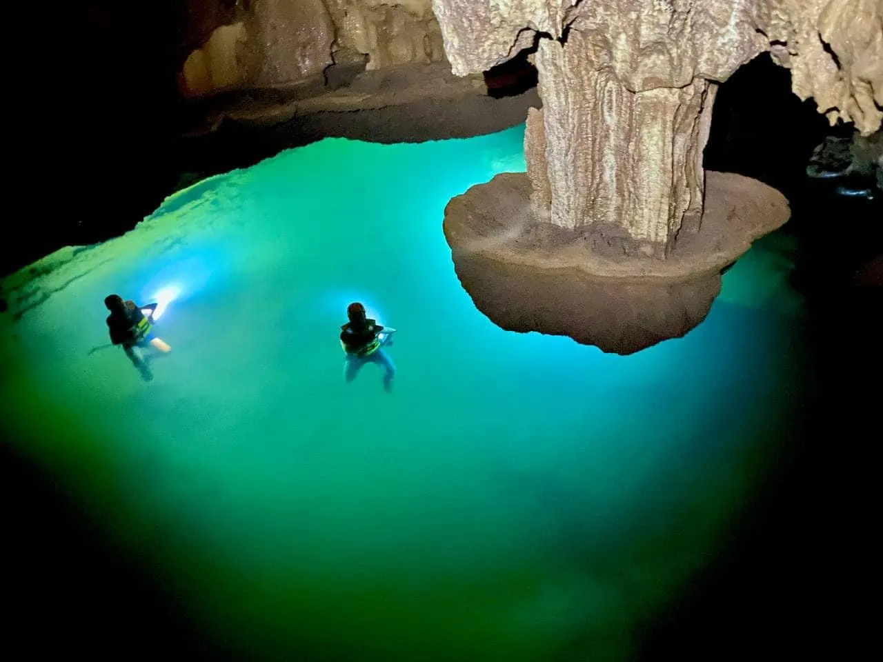 Cửa động Phong Nha - Mở ra một thế giới kỳ diệu