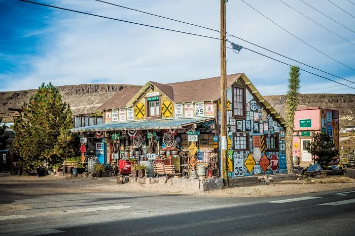 Goldfield, thị trấn ma sống động với những tàn tích lịch sử và những câu chuyện ma quái