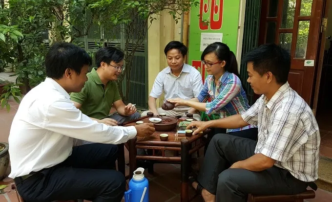 Ngũ quần anh trong thưởng trà