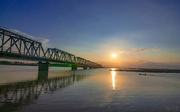Sông Lam hiền hòa, mang vẻ đẹp thơ mộng của xứ Nghệ