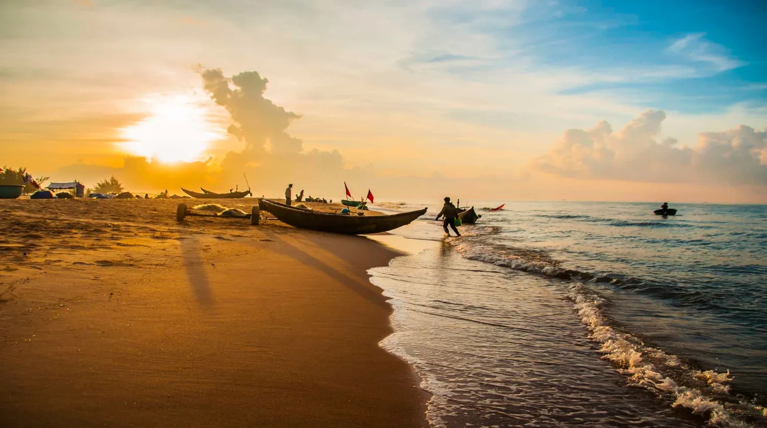 Ho Coc Beach Retains Many Untouched Features