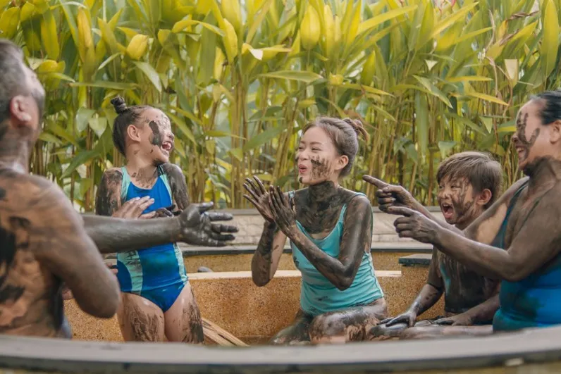 Capture Fun Moments While Waiting for the Mud to Dry