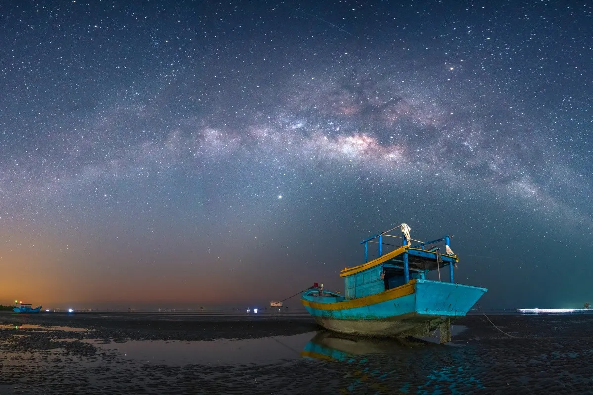 Tan Thanh Beach in Tien Giang, Vietnam, a location for Milky Way photography with low light pollution