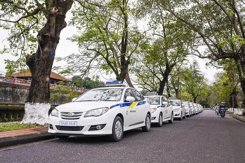 Grab Taxi in Hue