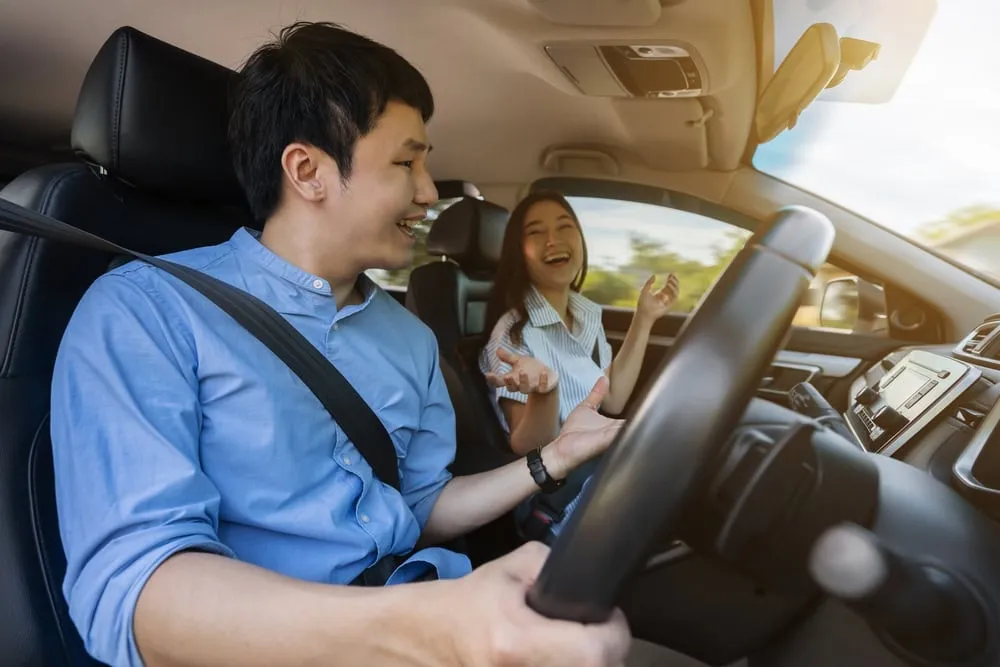 Car for rent with a driver