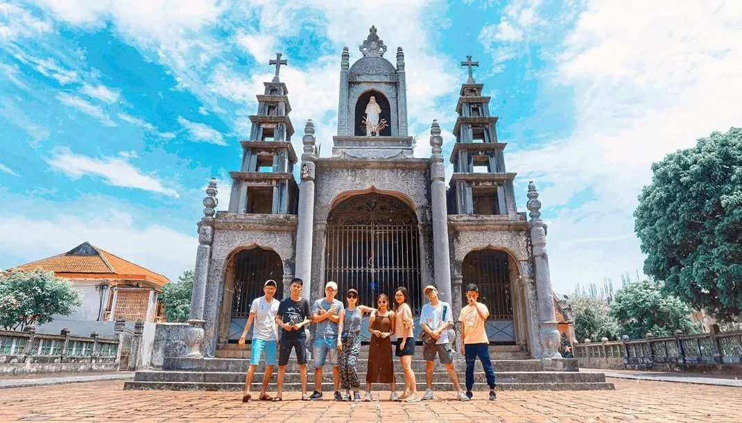 Phat Diem Stone Cathedral - a prominent tourist destination in Ninh Binh