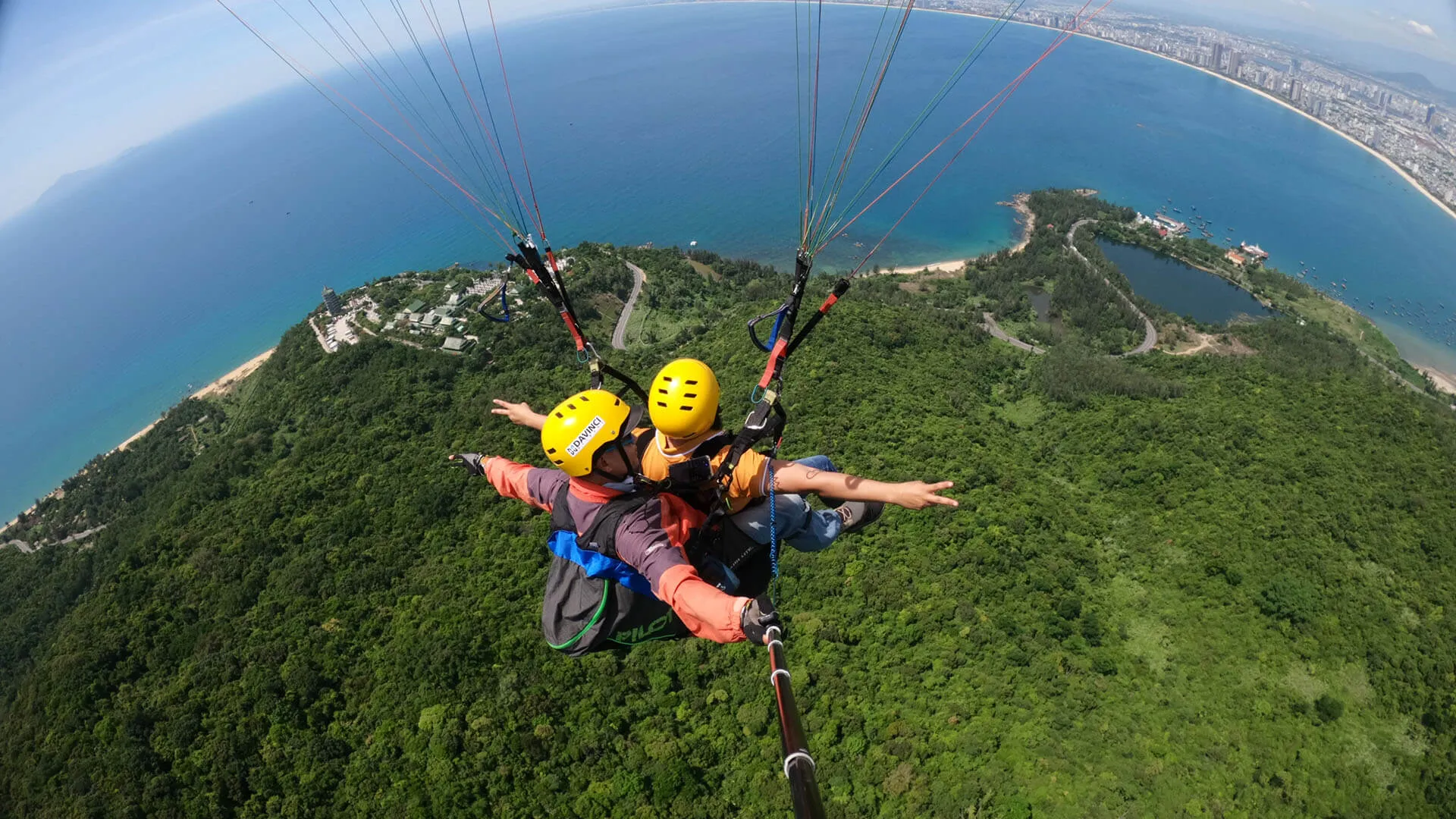 Tourists enjoy paragliding experience on Son Tra peninsula