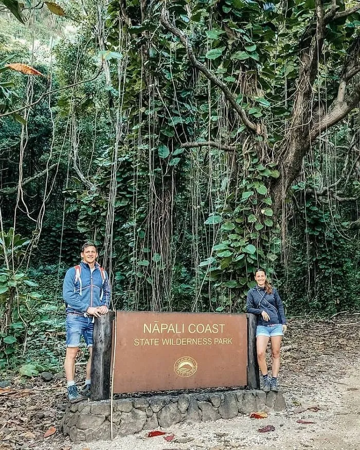 Trang phục thoải mái - lưu ý khi ghé thăm Na Pali Coast
