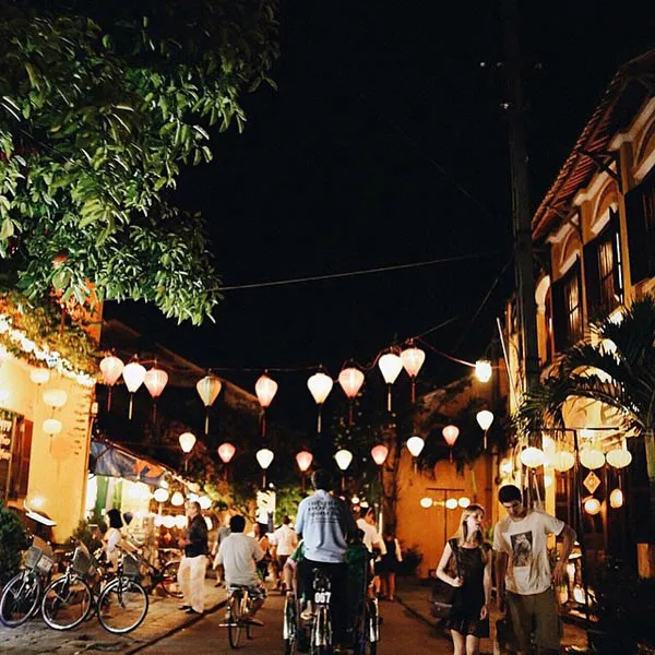 Street food at Hoi An Night Market