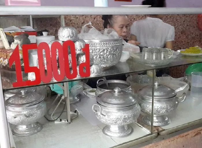 Âu đựng chè bạc phong cách Thái tại Chè Thái Kim Mã