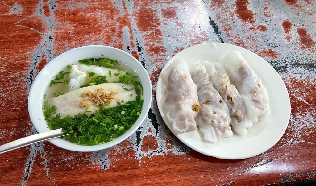Bánh cuốn Gia Lai, món ăn sáng nhẹ nhàng và ngon miệng, phổ biến ở An Khê