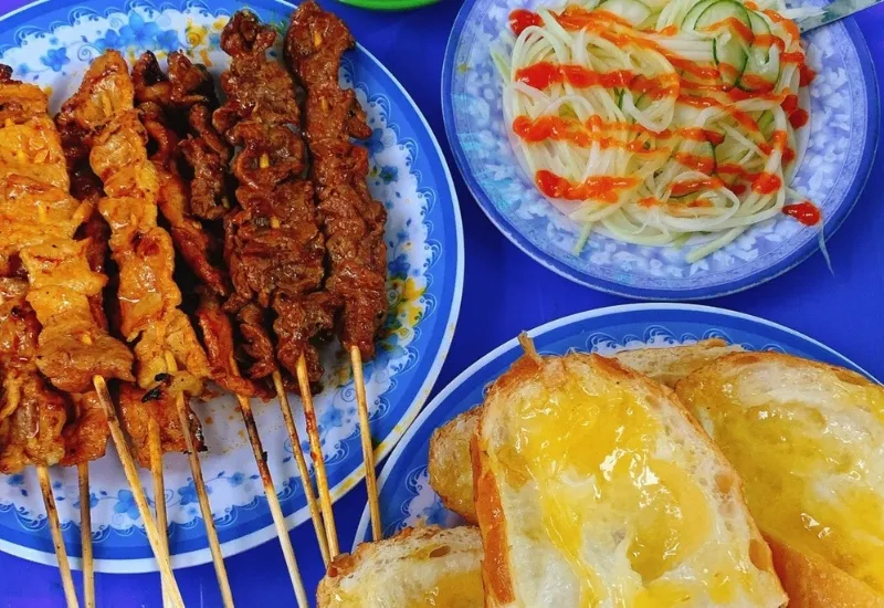 Fragrant and appealing Cambodian Grilled Beef Banh Mi with Butter
