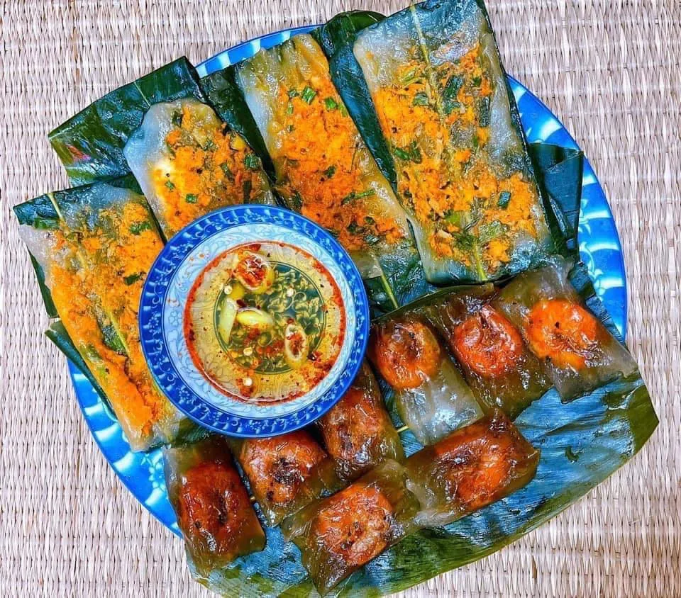Banh Nam and Banh Loc are also popular dishes at Banh Chi Restaurant