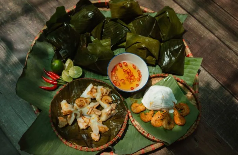 Banh rang bua, a Thanh Hoa specialty