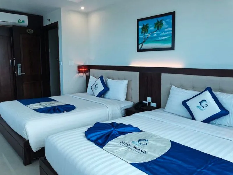 Blue Wave Hotel is a 3-star standard hotel in Cua Lo with 108 luxurious rooms