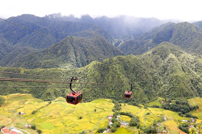 Fansipan cable car - safe transportation option and beautiful scenery viewing