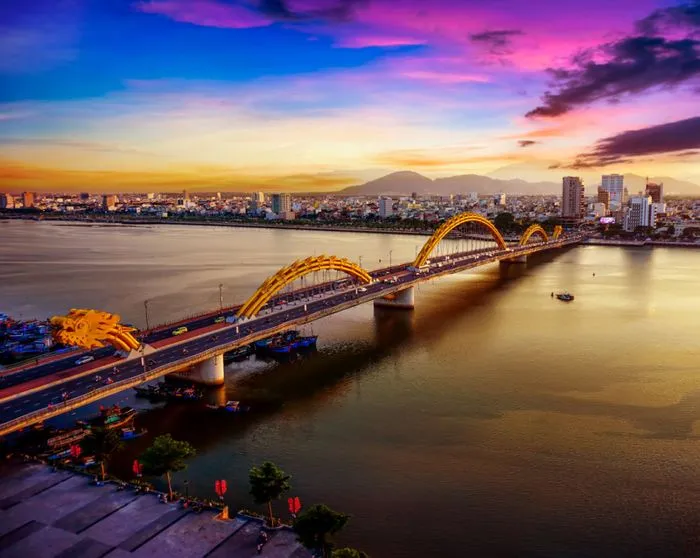 Dragon Bridge from afar at night