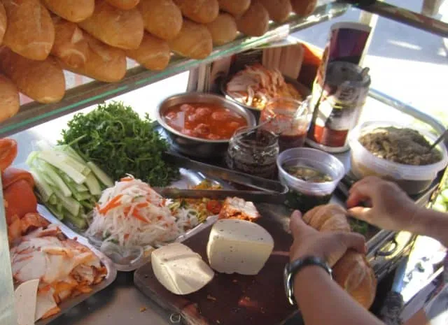 There are many types of Banh Mi for you to choose from