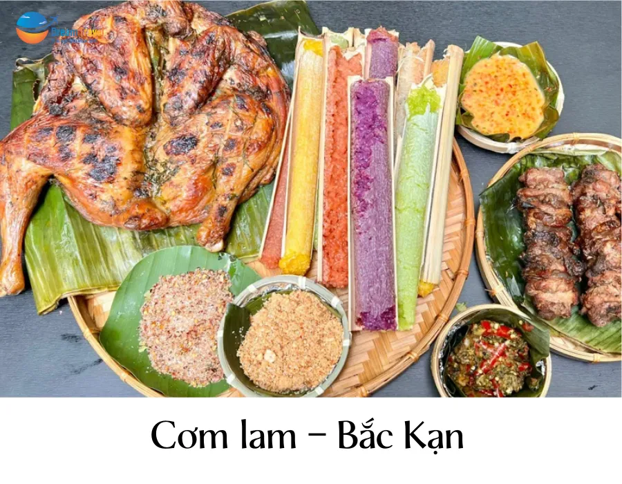 Cơm lam Bắc Kạn, món ăn dân dã với hương vị thơm ngon của gạo nếp nương và ống tre