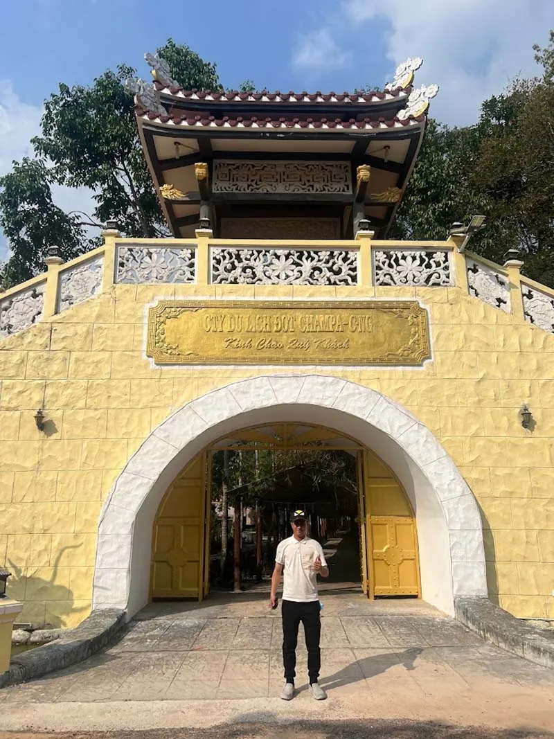 Entrance gate to Dot Champa Ecotourism Area with a classic touch