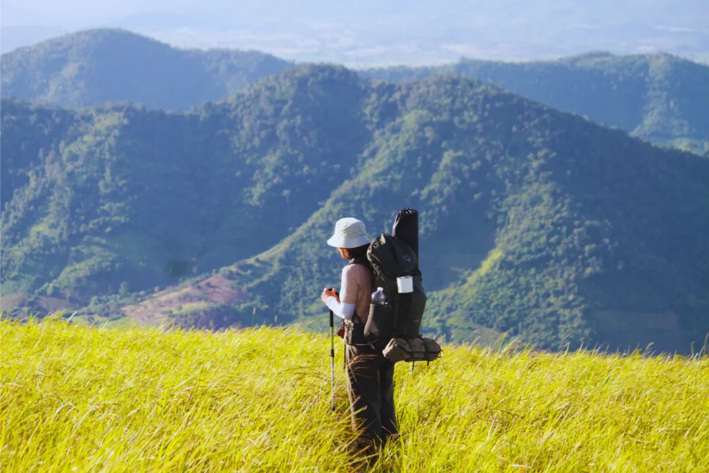 Chu Yang Sin trekking trail in the dry season, ideal weather for exploration