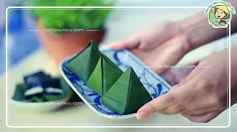 Đặc sản bánh ít lá gai Bình Định làm quà, món quà ý nghĩa thể hiện nét văn hóa ẩm thực độc đáo