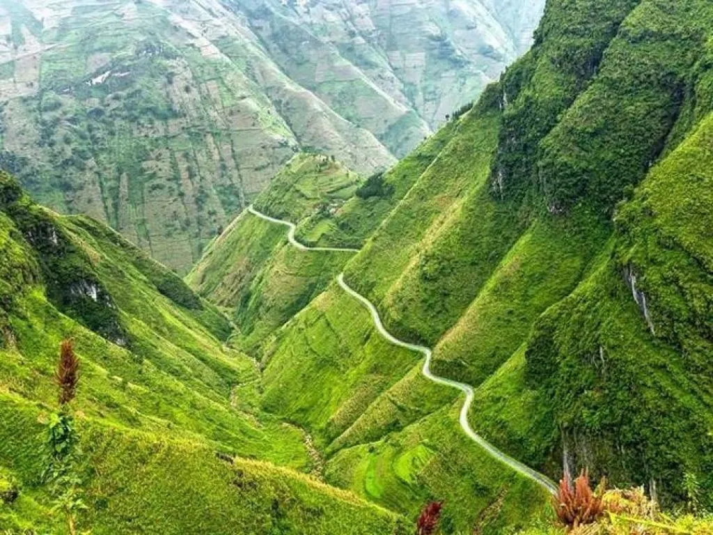Đèo Mã Pí Lèng là một trong tứ đại đỉnh đèo của Việt Nam