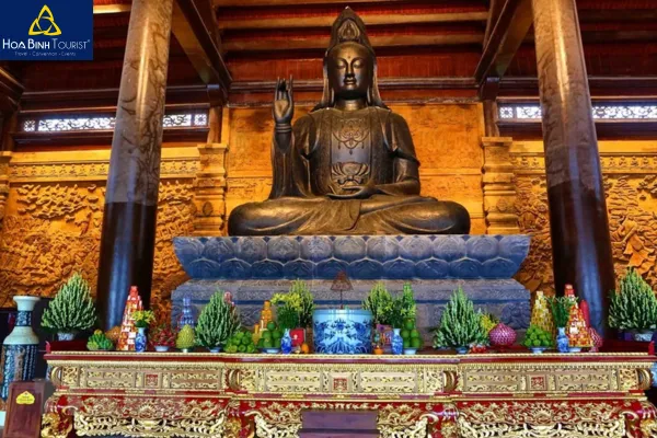 Điện Quan Âm tại chùa Tam Chúc