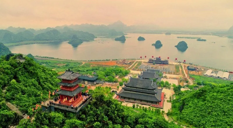 Tam The Palace, one of the prominent architectural works at Tam Chuc Pagoda