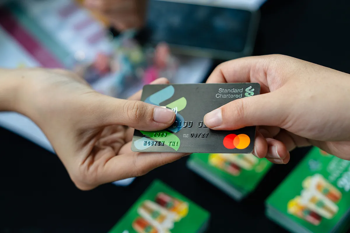 Exchange Mastercard receipts for attractive vouchers. | Source: Vietcetera