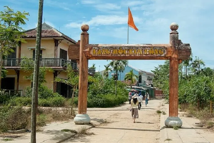 Đường đi đến làng mộc Kim Bồng Hội An bằng đường bộ