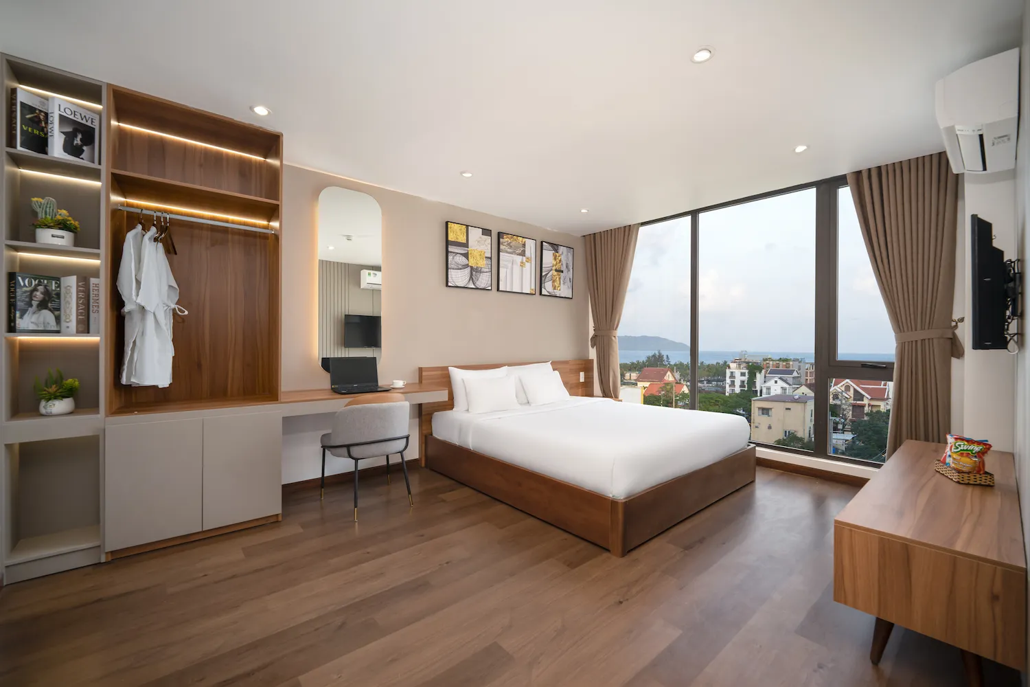 Dương Gia Hotel Đà Nẵng gần biển Mỹ Khê