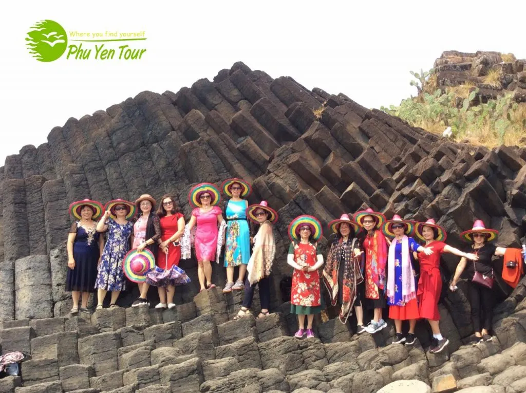 Ganh Da Dia – A unique natural heritage of Phu Yen. Photo: Phu Yen Tour