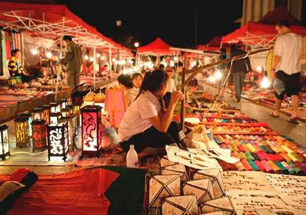 Clothing stalls at Tay Do Night Market