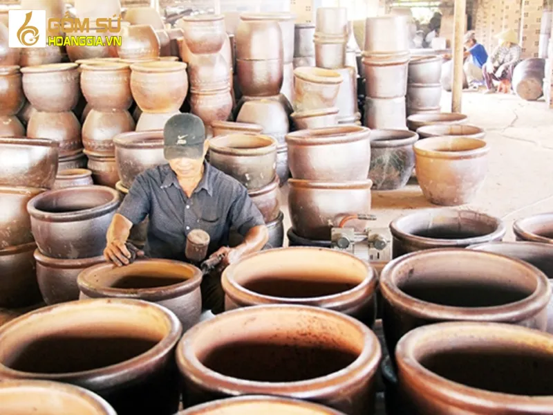 Summary image of important notes when visiting and experiencing Bien Hoa Pottery Village