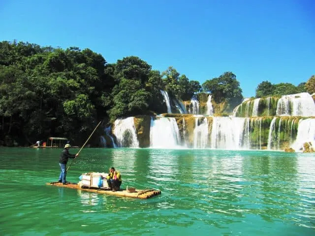 Hồ Ba Bể - Điểm đến hấp dẫn du khách yêu thiên nhiên