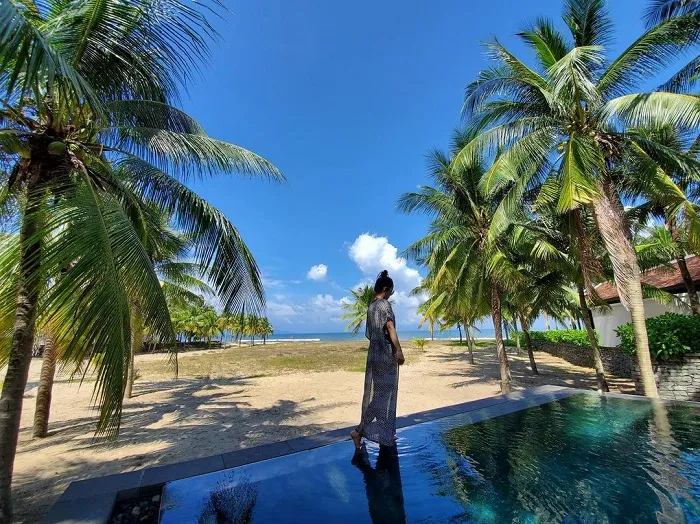 Hồ bơi riêng tại một biệt thự ở Four Seasons Resort The Nam Hai