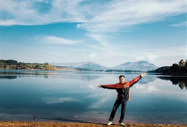 Motorbike to Lak Lake