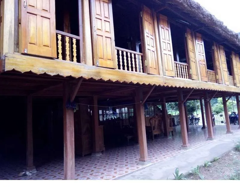 Ban Chang Homestay with spacious stilt house architecture