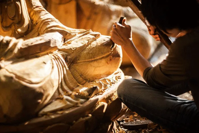 Exploring Son Dong craft village - a "wood statue art workshop"