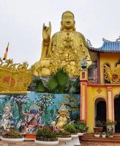 Explore the sacred Karma - Thien Thac Vang Pagoda Complex