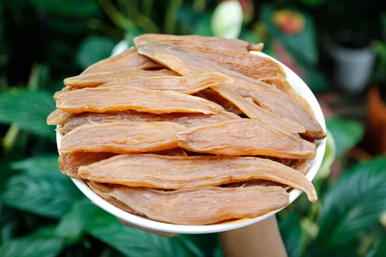 Quang Binh chewy sweet potato: A meaningful local specialty gift