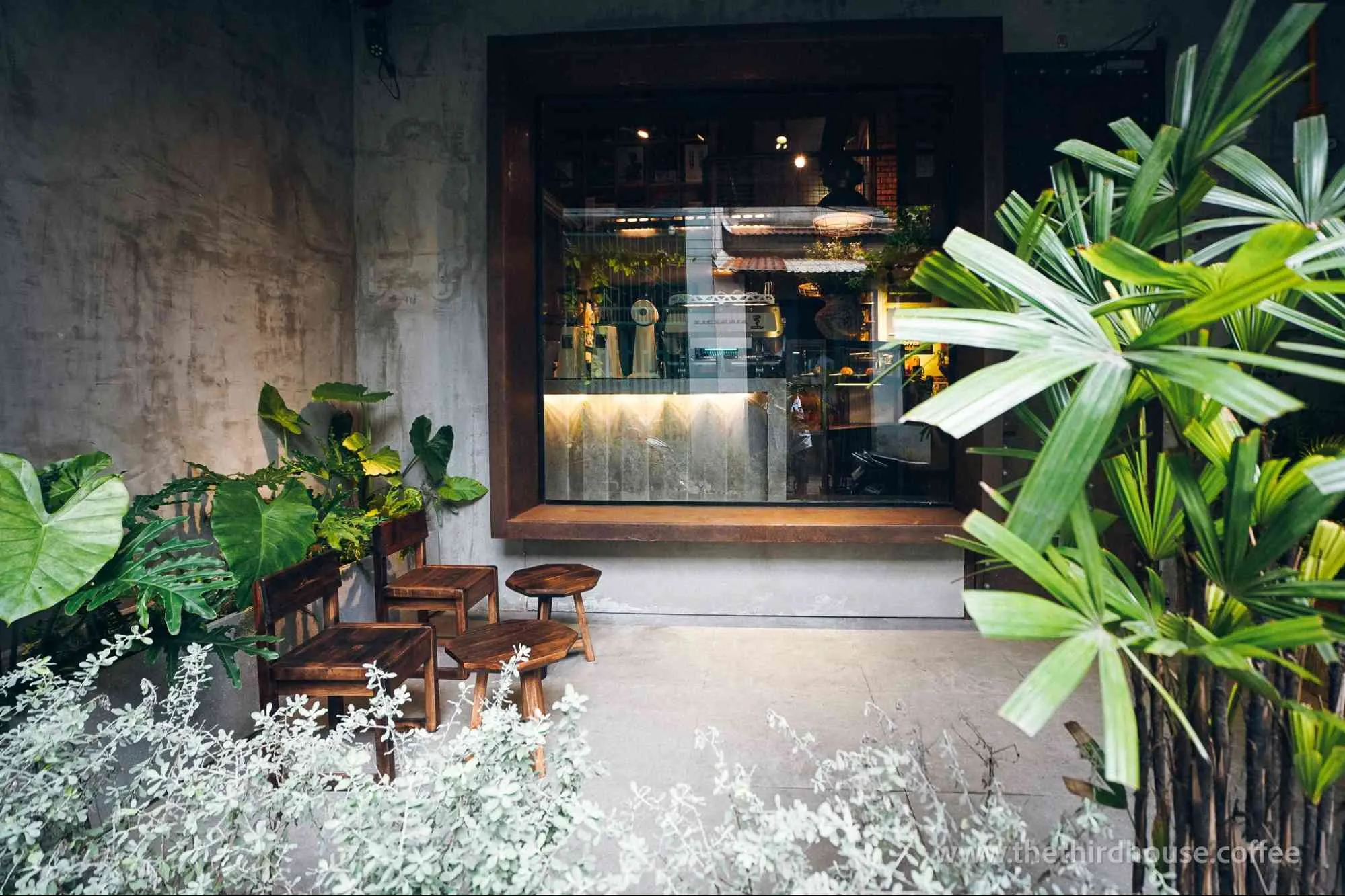 Không gian độc đáo và ấn tượng tại The Third House cafe Đà Nẵng