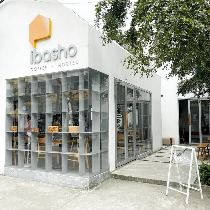 Không gian quán cafe Ibasho Coffee mang phong cách Hàn Quốc tươi sáng