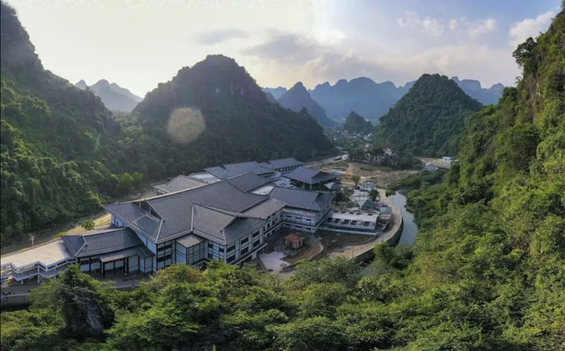 Yoko Onsen Quang Hanh resort