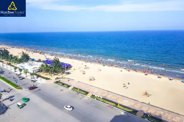 Summer scenery at Sam Son beach