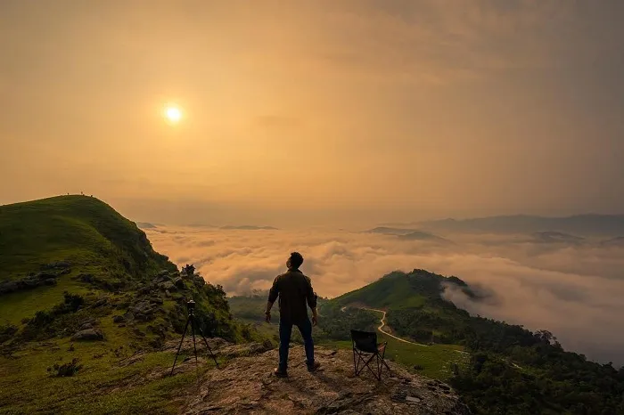 Stunning cloud and sky scenery at Dong Cao