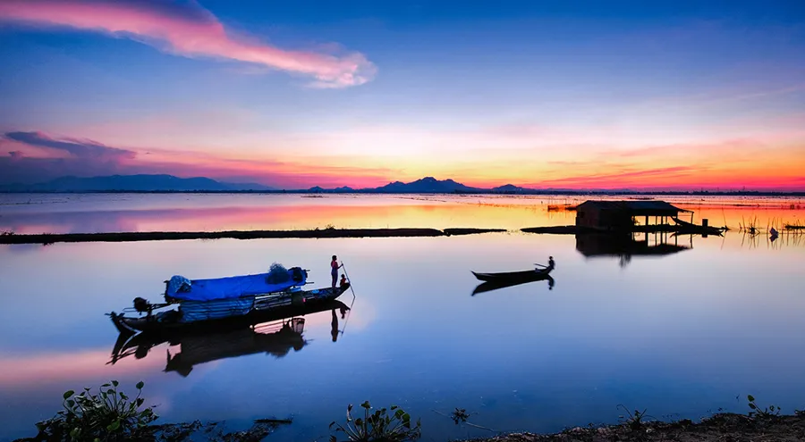An Giang floating season scenery like a painting